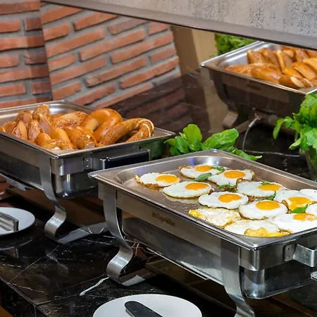 Afflon Loft Szálloda 3*